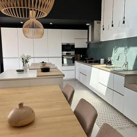 Belle Maison Contemporaine Ampus Buitenkant foto