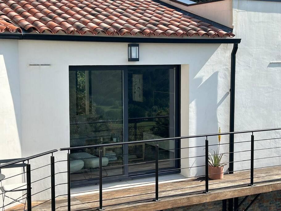 Belle Maison Contemporaine Villa Ampus